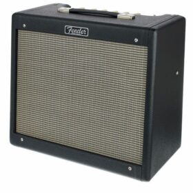 Fender Blues Junior™ IV Black 230V Amplifier