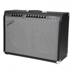Fender Champion™ 100 230V Amplifier